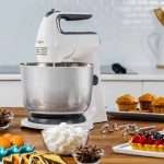 Batidora de Mano y Pedestal Oster FPSTHS3612 con Acción Giratoria - Imagen 3
