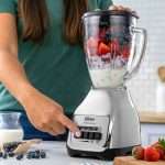 Licuadora Oster BLSTKAG-NPB-053 de 1.5L con 550 watts - Imagen 4